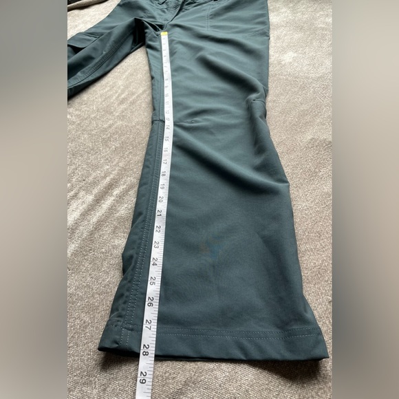 Brand new MEC Terrena cargo pants - Picture 6 of 13